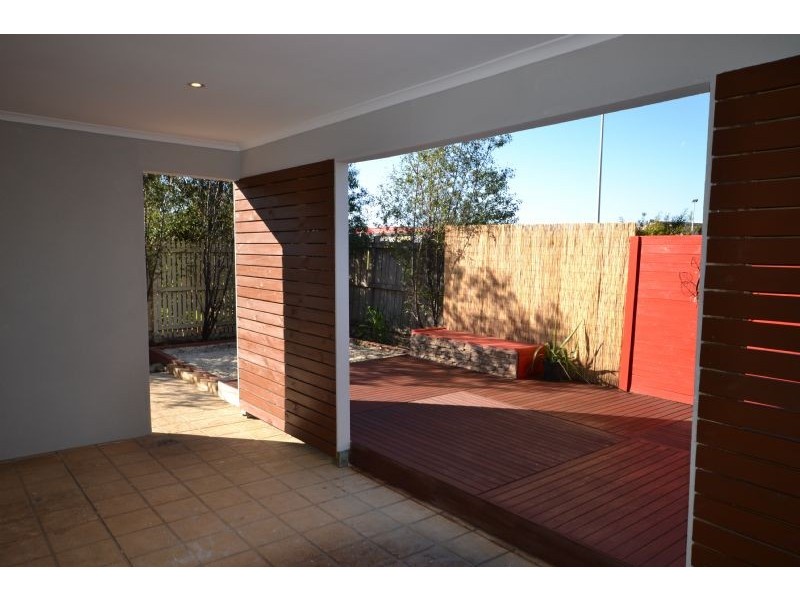 13 Buckhaven Street, Deer Park VIC 3023