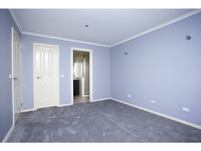 1A Tasman Ave, Deer Park VIC 3023