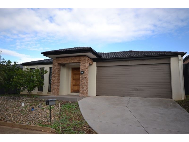 6 Tiverton Parkway, Derrimut VIC 3030