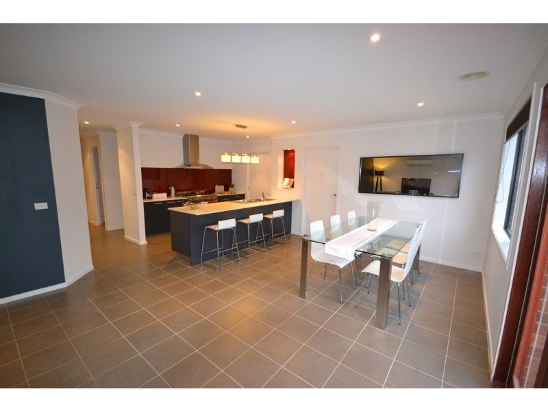 15 Hardwick Crescent, Derrimut VIC 3030