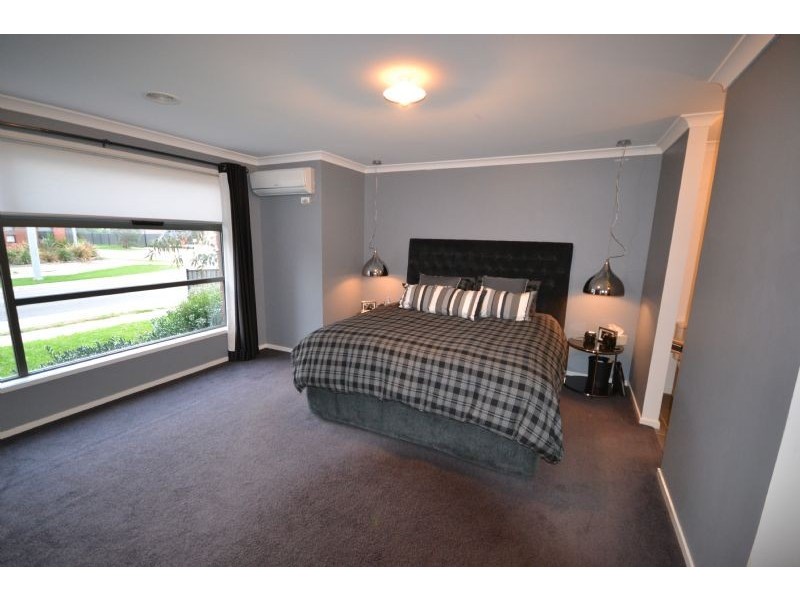 15 Hardwick Crescent, Derrimut VIC 3030