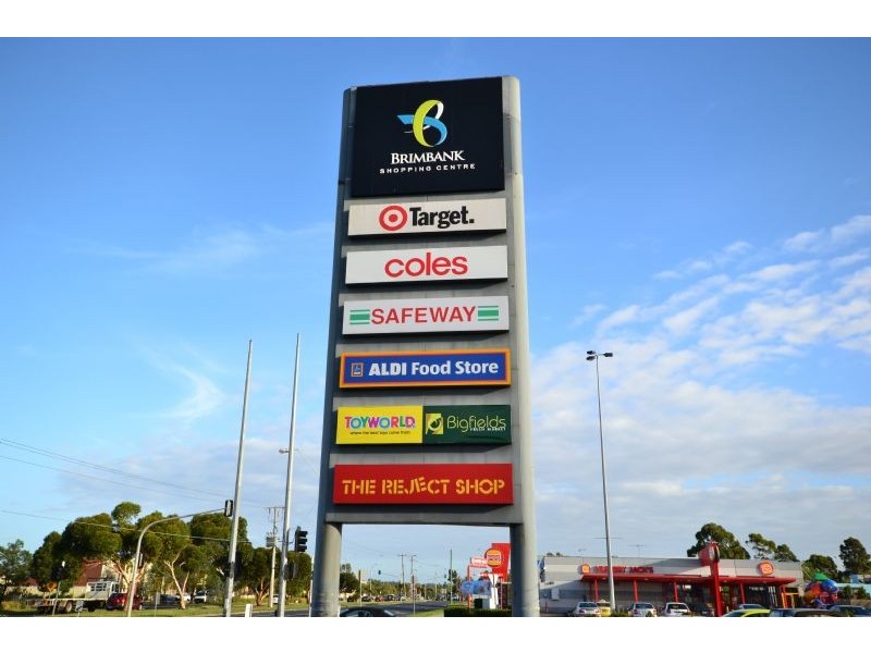 15 Widnes Court, Deer Park VIC 3023