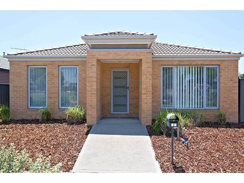 12 Leeds Walkway, Derrimut VIC 3030