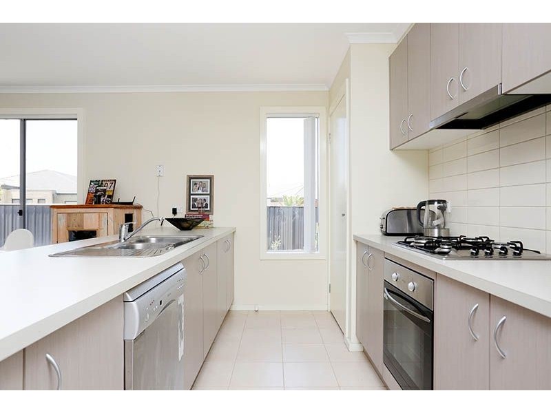 12 Leeds Walkway, Derrimut VIC 3030