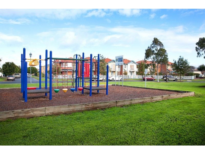 39 O’Donnell Drive, Caroline Springs VIC 3023