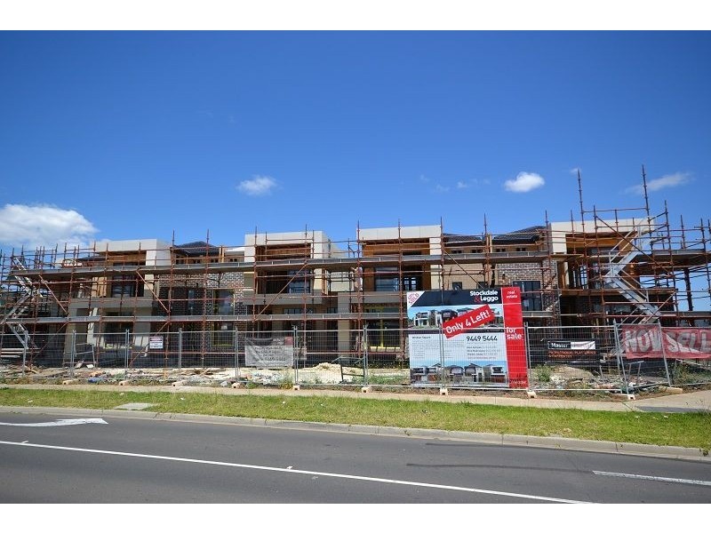 11,12,13,14,15/63A Windsor Boulevard, Derrimut VIC 3030