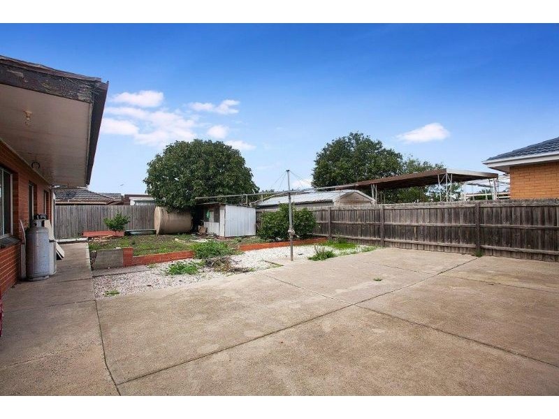22 Summers Street, Deer Park VIC 3023