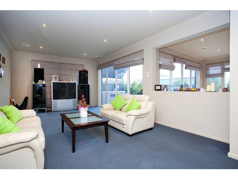 4 Windsor Boulevard, Derrimut VIC 3030