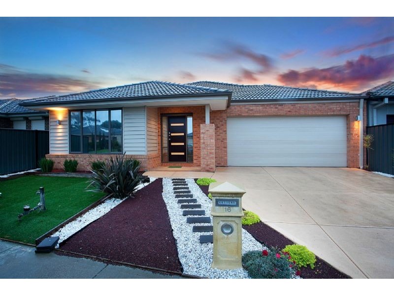 16 Tonbridge Circle, Derrimut VIC 3030