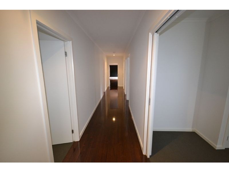 3 Earlsferry Lane, Deer Park VIC 3023