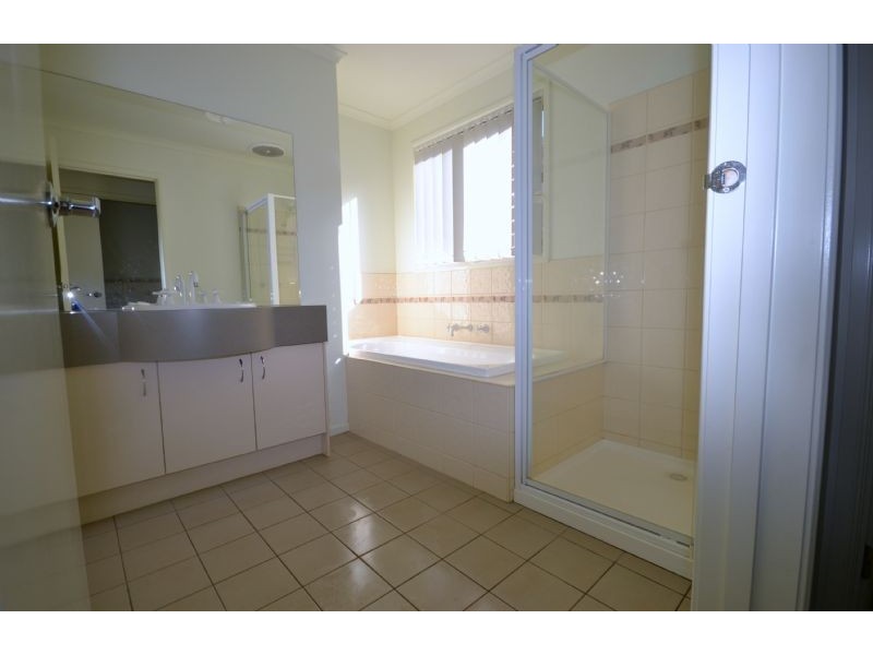 3 Brenda Mews, Derrimut VIC 3030