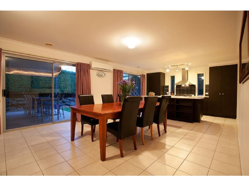 14 Edinburgh Way, Derrimut VIC 3030