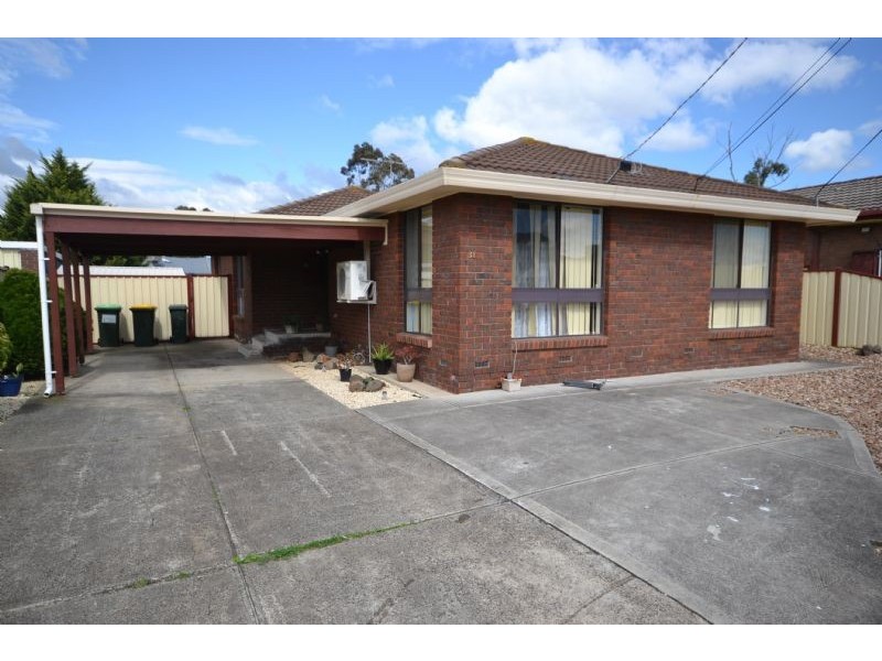 31 Entally Drive, Albanvale VIC 3021