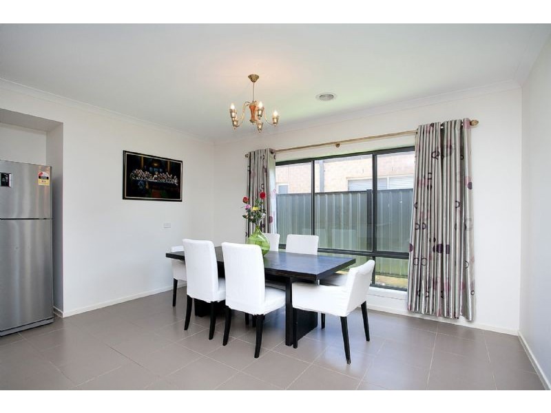 49 Pembroke Crescent, Derrimut VIC 3030