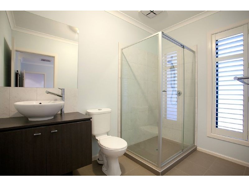 4 Appleby Loop, Derrimut VIC 3030