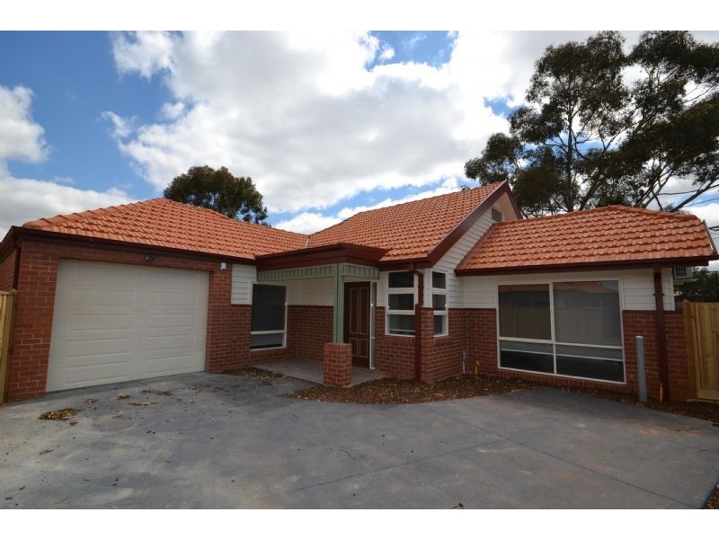 8A Irvine Street, Deer Park VIC 3023