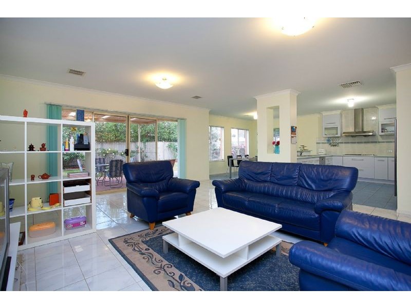 10 Como Avenue, Burnside Heights VIC 3023