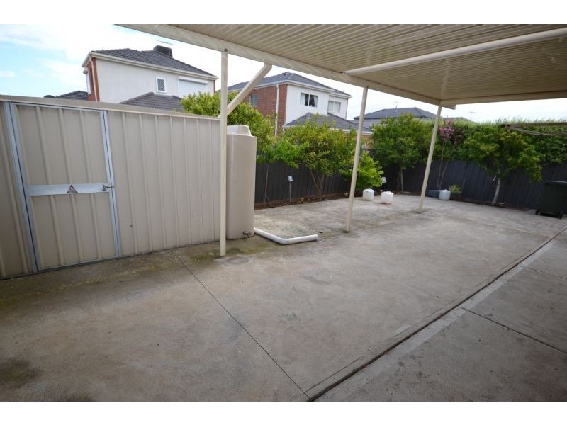 7 Minvi Tce, Cairnlea VIC 3023