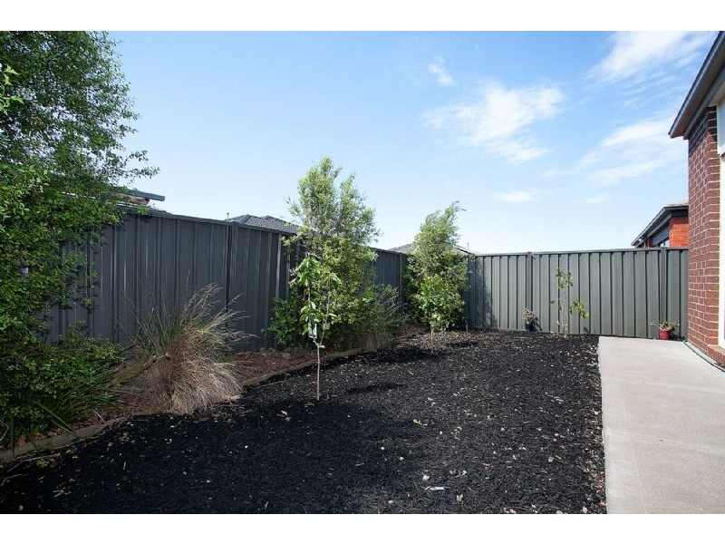 16 Cymbal Road, Deer Park VIC 3023