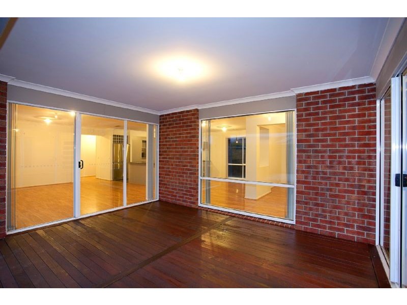 43 Duncombe Parkway, Deer Park VIC 3023