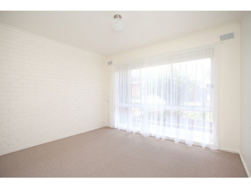 11 Trinacria Court, Deer Park VIC 3023