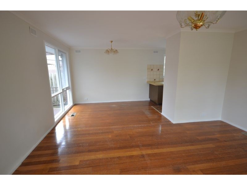 11 Droitwich Crescent, Deer Park VIC 3023