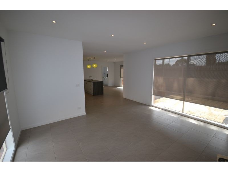 8A. Irvine Street, Deer Park VIC 3023