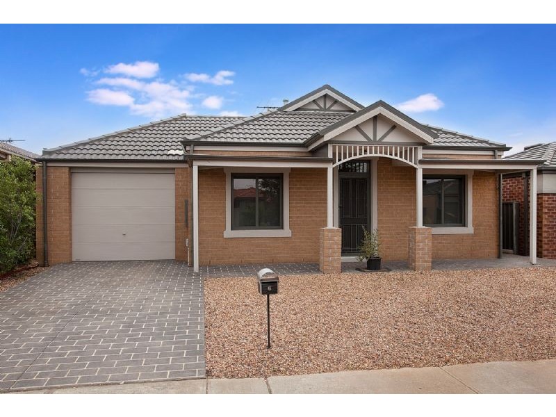 6 Jonah Parade, Deer Park VIC 3023