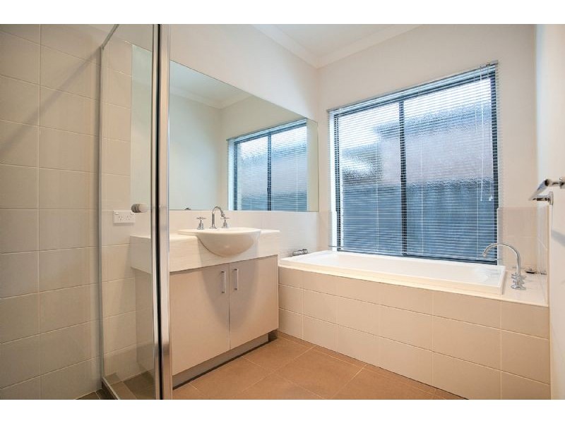 6 Jonah Parade, Deer Park VIC 3023