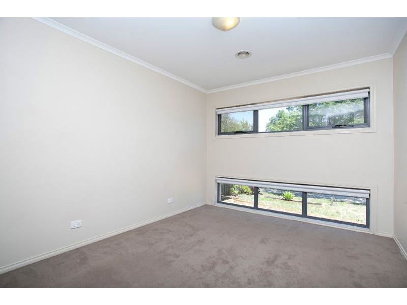 24 Dartmouth Chase, Derrimut VIC 3030