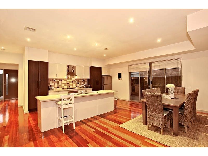 9 Scotney Crescent, Derrimut VIC 3030