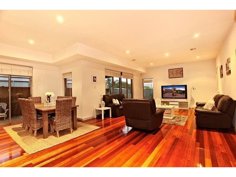 9 Scotney Crescent, Derrimut VIC 3030