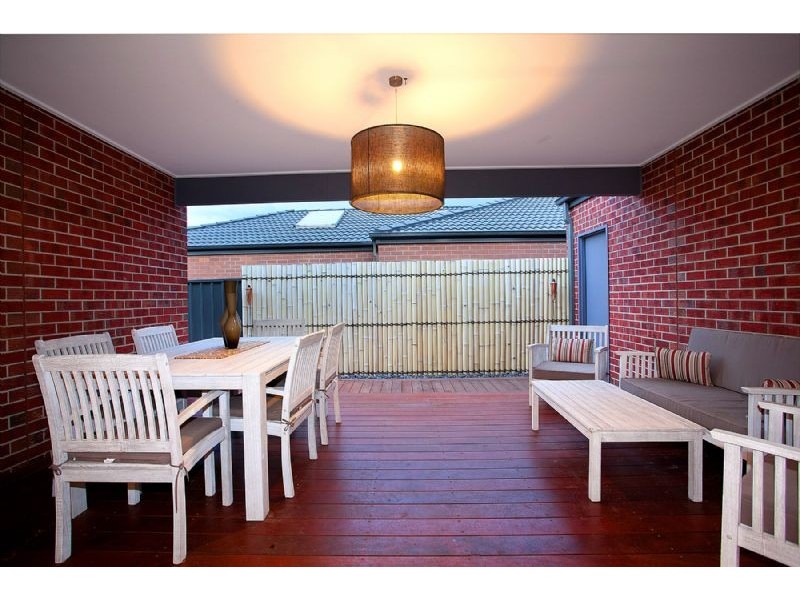 47 Hatchlands Drive, Deer Park VIC 3023