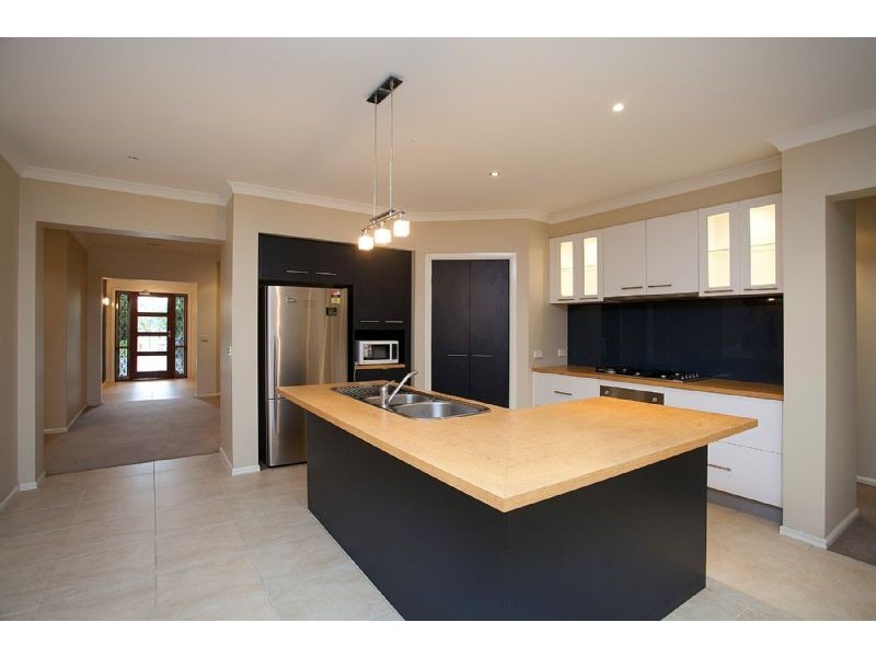 61 Windsor Boulevard, Derrimut VIC 3030