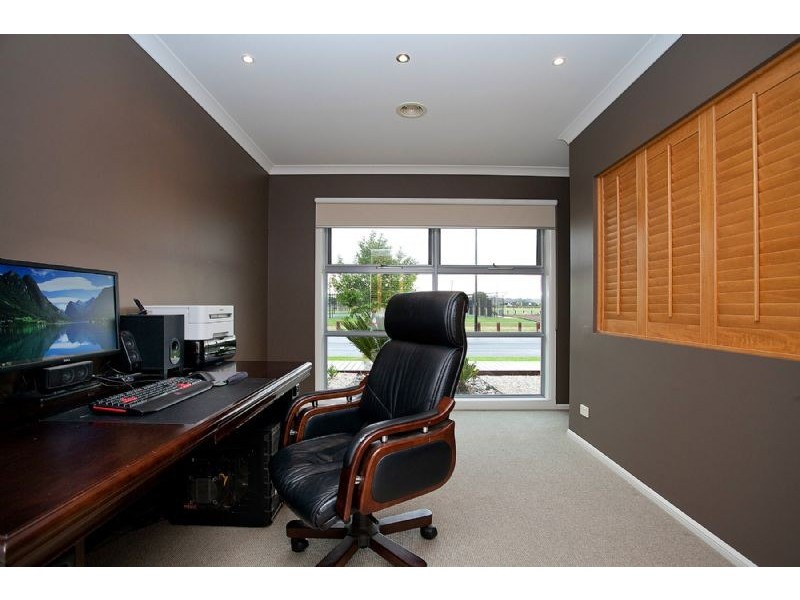 61 Windsor Boulevard, Derrimut VIC 3030