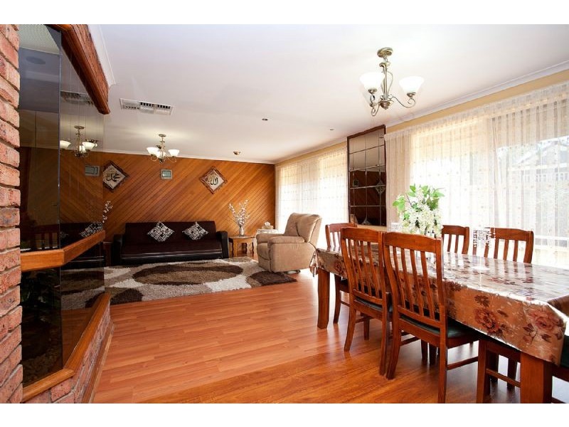 59 Tarlee Drive, Albanvale VIC 3021