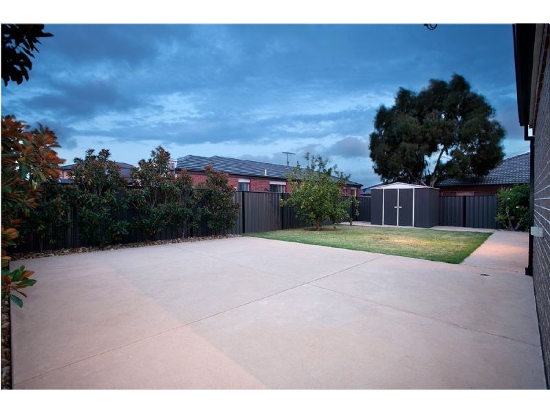 14 Scotney Crescent, Derrimut VIC 3030