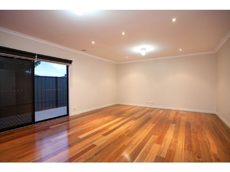 14 Scotney Crescent, Derrimut VIC 3030