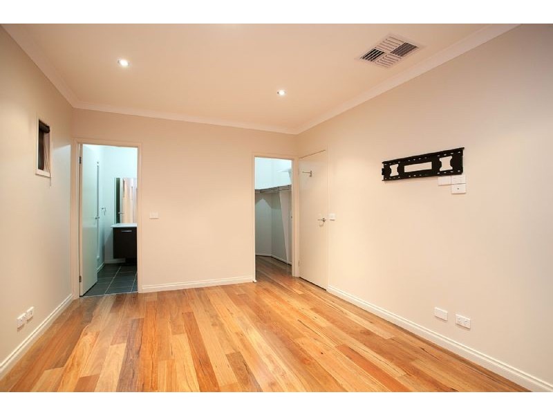 14 Scotney Crescent, Derrimut VIC 3030