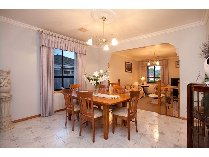 3 Lake Boga Avenue, Deer Park VIC 3023