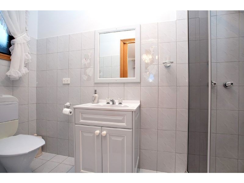 3 Lake Boga Avenue, Deer Park VIC 3023