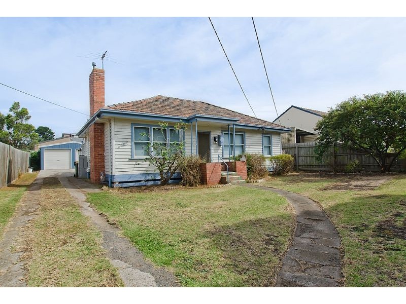 15 Kynoch Street, Deer Park VIC 3023