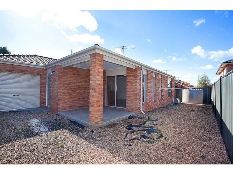 11 Fernhurst Avenue, Derrimut VIC 3030