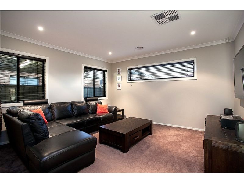 7 Drummond Circuit, Derrimut VIC 3030