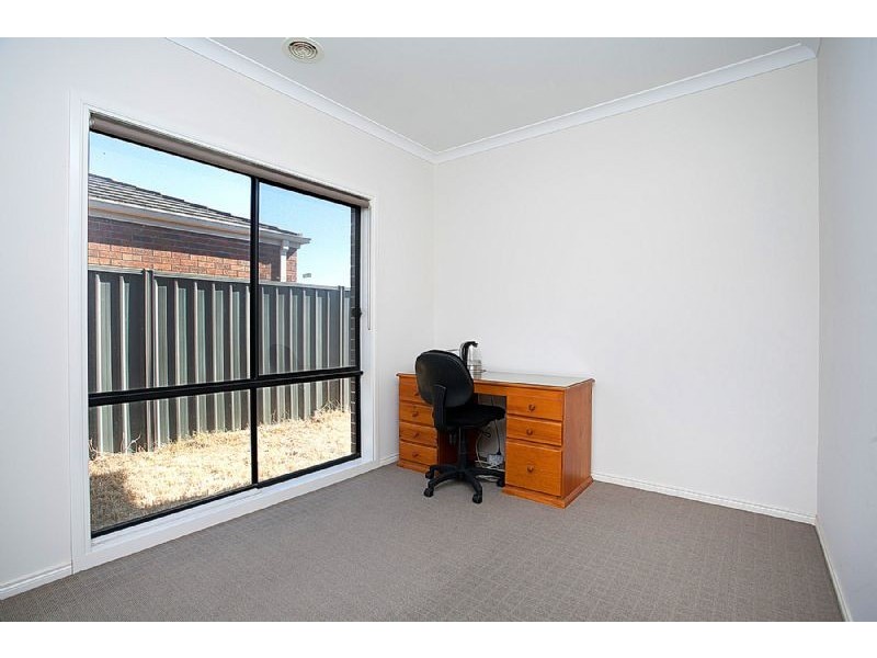 69 O’Connor Road, Deer Park VIC 3023