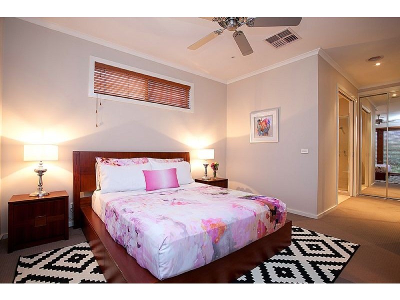 4 Inverness Avenue, Derrimut VIC 3030