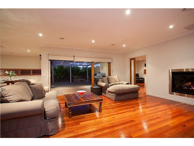 13 Alvaston Street, Deer Park VIC 3023