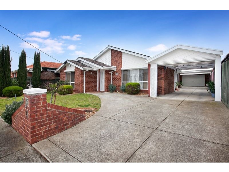 1 Lake Boga Avenue, Deer Park VIC 3023