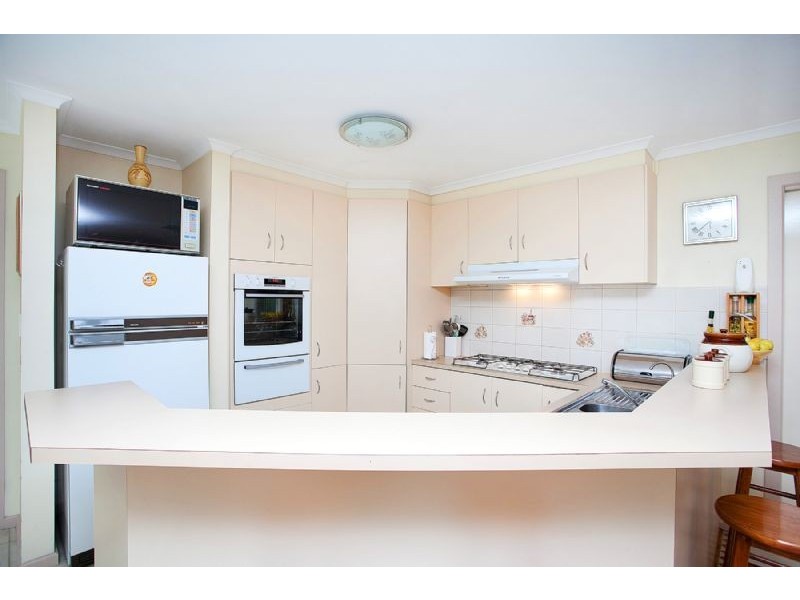 1 Lake Boga Avenue, Deer Park VIC 3023