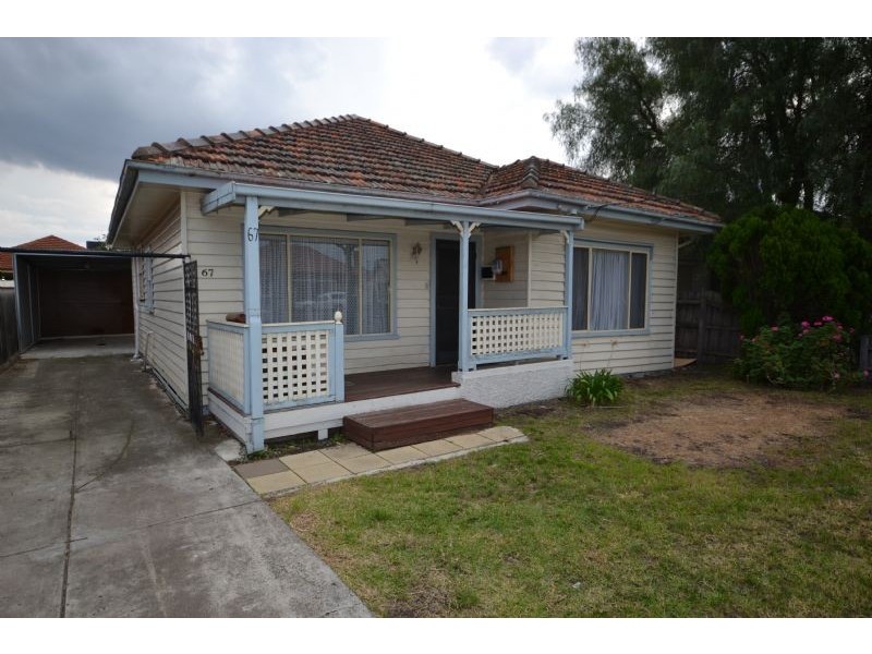 67 Station Road, Deer Park VIC 3023